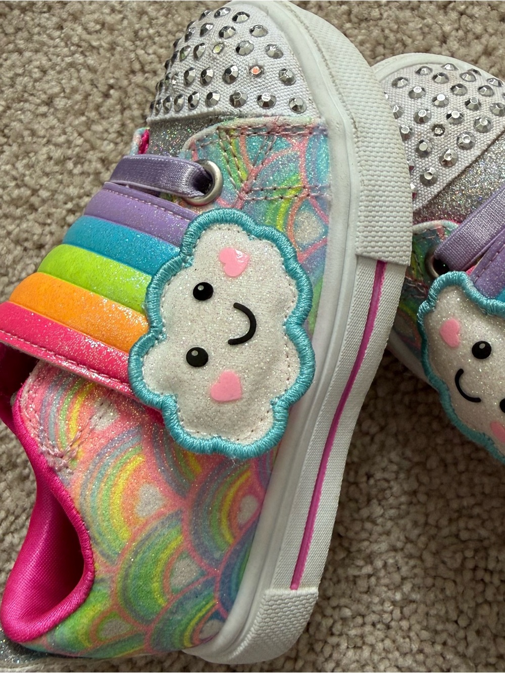 Twinkle Toes Toddler Rainbow Cloud Slip-On Sneakers Light Up Accents Size 6